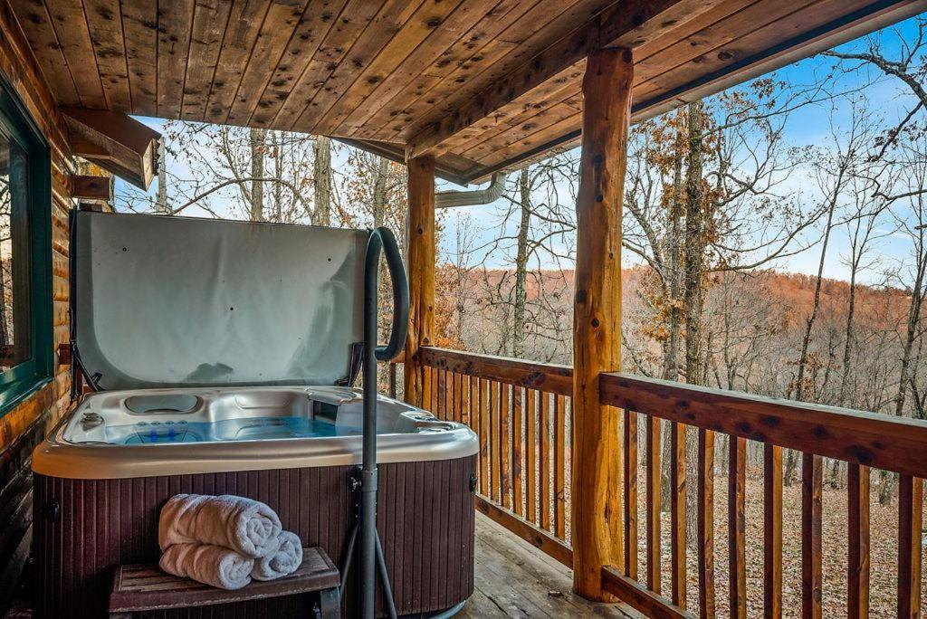 Fly Away Cabin- Modern, Serene, And Convenient Compton Exterior foto